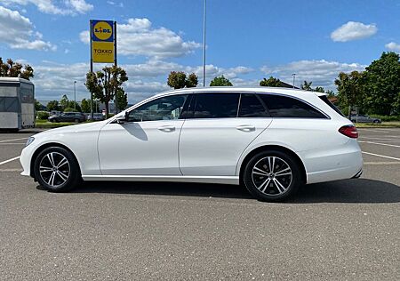 Mercedes-Benz E 200 d T Autom. -