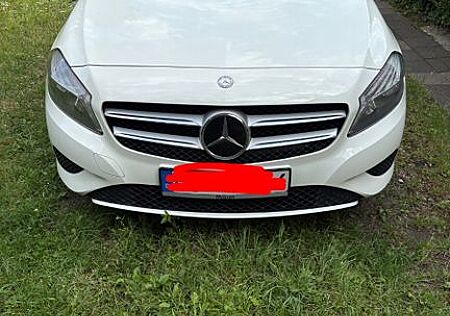 Mercedes-Benz A 180 -