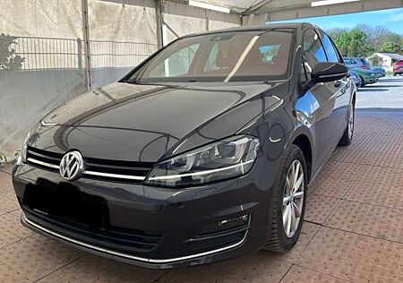 VW Golf Volkswagen 1.6 TDI BMT LOUNGE