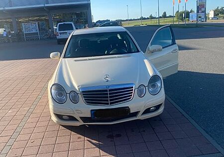 Mercedes-Benz 200