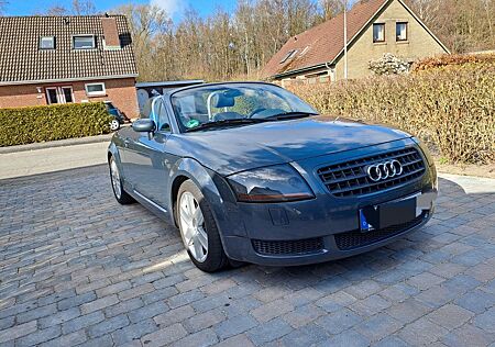 Audi TT Roadster 1.8T 110KW -
