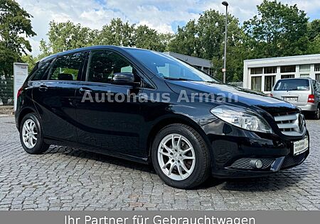 Mercedes-Benz B 200 CDI * Automatik * PDC Navi TÜV NEU