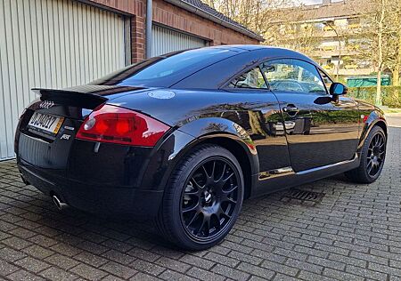 Audi TT Coupe 1.8T quattro BAM + ABT 250PS Sammler