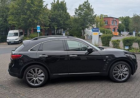 Infiniti QX70 3.7 S Ultimate