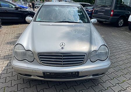 Mercedes-Benz C 200 Kompressor Tüv 07/2025