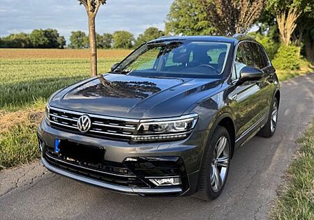 VW Tiguan Volkswagen 2.0 TDI 190PS DSG R-Line 4Motion AHK