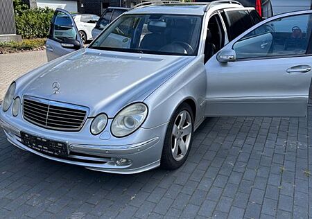 Mercedes-Benz E 320 CDI T AVANTGARDE Avantgarde
