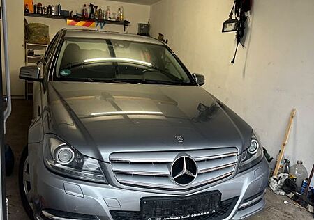 Mercedes-Benz C 220 CDI BlueEFFICIENCY AVANTGARDE AVANTGARDE