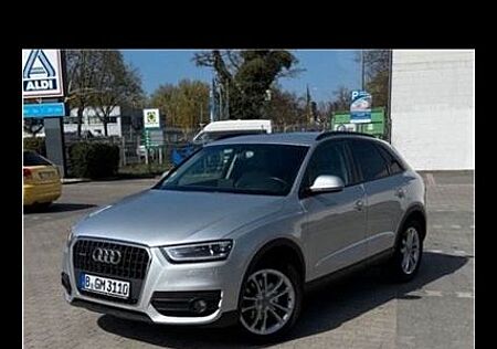 Audi Q3 2.0 TFSI Neuer TÜV |Neue Reifen Keyless Go