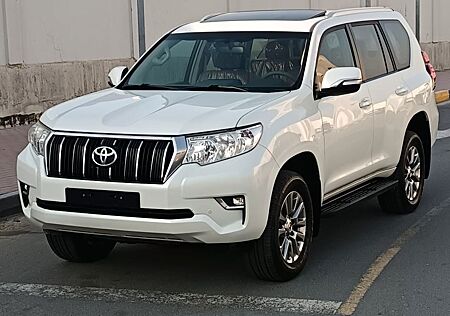 Toyota Land Cruiser Prado GXR V6 Petrol Engine Export No EU