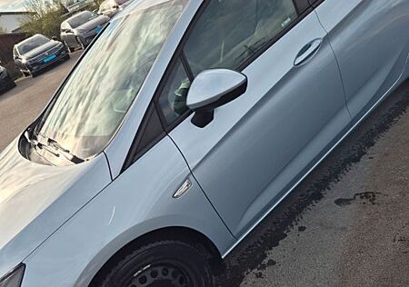 Opel Astra K 1.4 Turbo Tüv + Service neu!!