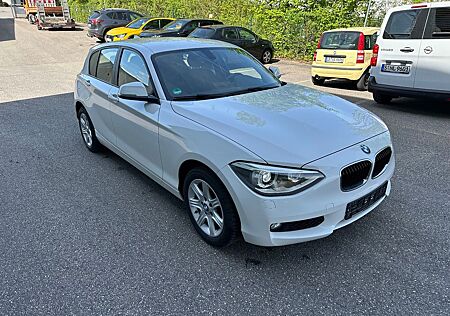 BMW 116i ,navi,BiXnon,Sitzh.,PDC