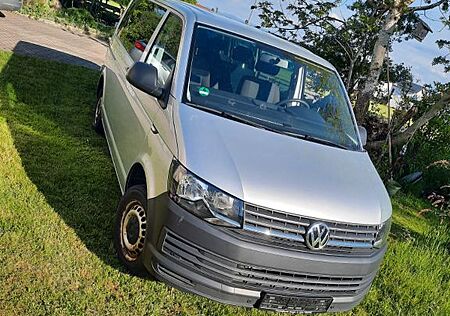 VW T6 Kombi Volkswagen T6 Transporter