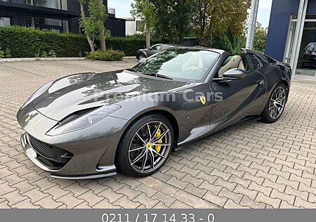 Ferrari 812 GTS Carbon / Liftsystem / Passenger Display