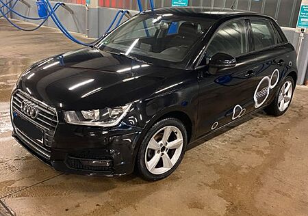 Audi A1 1.0 TFSI ultra Sportback -