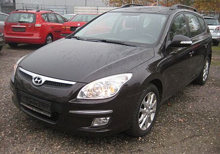 Hyundai i30 2.0 CRDi Leder/Klimaautomatik/1.Hand