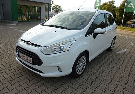 Ford B-Max Titanium 1 Hand