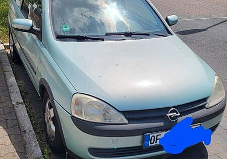 Opel Corsa 1.2 -