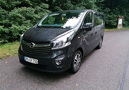 Opel Vivaro B Tourer 8 Sitzer 1.6 BiTurbo 145 PS