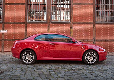 Alfa Romeo GT gebraucht kaufen Alfa Romeo GT Bertone 2.0 JTS Distinctive