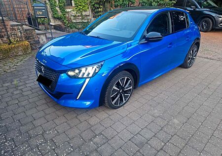 Peugeot 208 PureTech 130 EAT8 Allure Allure