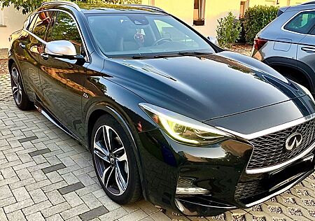 Infiniti Q30 2.2d DCT AWD Sport Sport