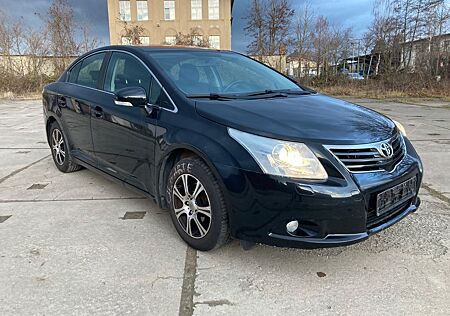 Toyota Avensis 1.6 31.500km!!!