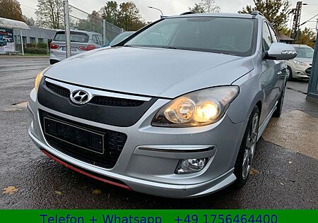 Hyundai i30 CW 1.6 CRDi ( SPORT ) Leder Klimatronic PDC