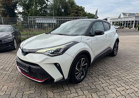 Toyota C-HR Hybrid Style Selection