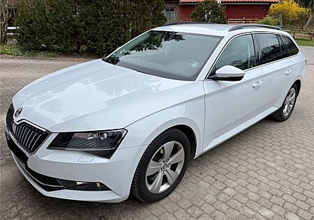 Skoda Superb 2.0 TDI Ambition Combi Ambition