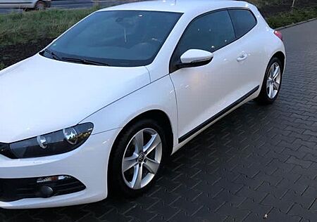 VW Scirocco Volkswagen 2.0 TSI DSG