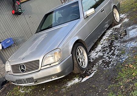 Mercedes-Benz CL 420 VOLL V8 Motor Getriebe laufen gut.