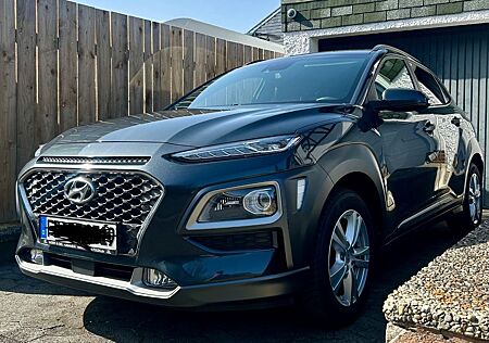 Hyundai Kona 1.0 T-GDI Style Navi LED HUD uvm.
