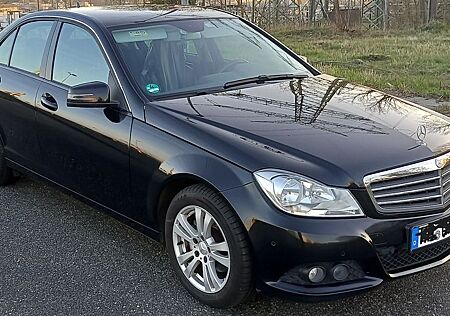 Mercedes-Benz C 180 CDI BlueEFFICIENCY Tüv Neu