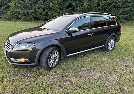 VW Passat Alltrack Volkswagen 2.0 TDI DSG 4MOT 130kW Alltr...