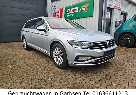 VW Passat Variant Volkswagen 2.0 TDI SCR DSG Business NAVI LED