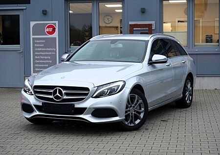 Mercedes-Benz C 250 T BlueTec / d*Avantgarde*Kamera*Navi*LED*