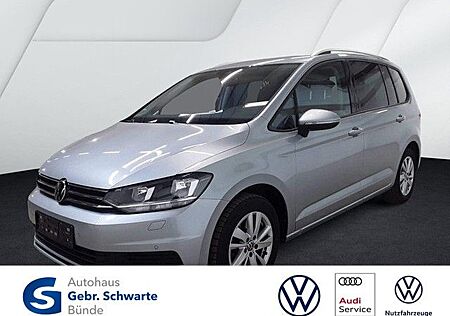 VW Touran Volkswagen 1,5 l TSI DSG Comfortline RFK Navi AHK