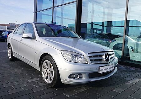 Mercedes-Benz C 180 CGI BlueEfficiency AUTOMATIK+SHZ+TEMPOMAT+