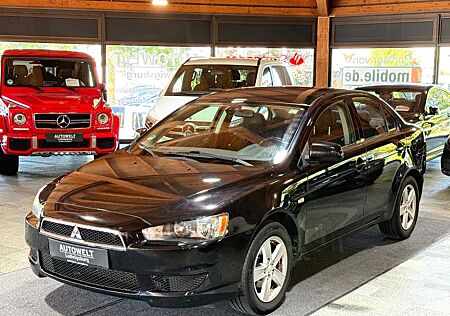 Mitsubishi Lancer Limousine Invite Hagelschaden