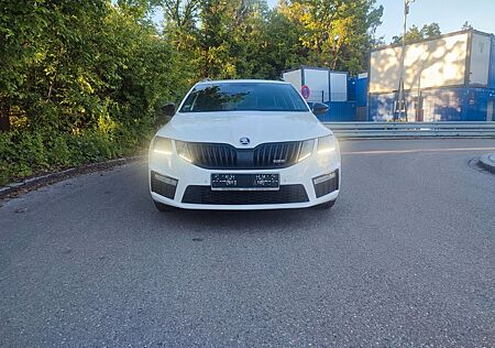 Skoda Octavia 2.0 TDI SCR DSG RS Combi RS