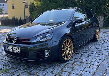 VW Golf Volkswagen 2.0 TSI GTI GTI