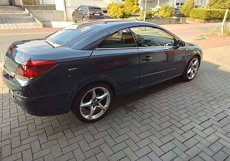 Opel Astra Cosmo 1.8 Cosmo