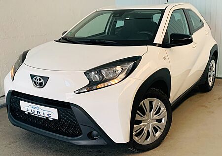Toyota Aygo (X) Play