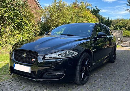 Jaguar XF 3.0 L V6 Diesel S Sportbrake -