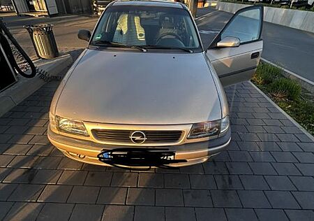Opel Astra F 1.6