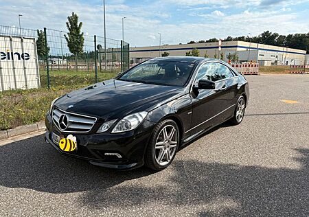 Mercedes-Benz E 350 Coupé CGI BlueEFFICIENCY AVANTG....