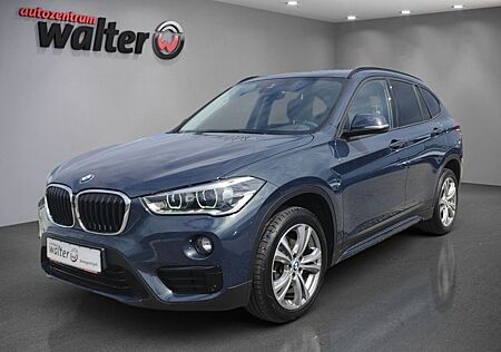 BMW X1 xDrive18d Sport Line, Navigation, Sitzheizung