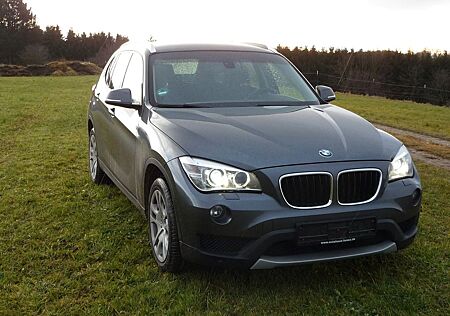 BMW X1 sDrive18d AHK Navi Sitzheizung PDC Xenon BT