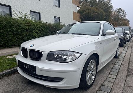 BMW 120i Coupé /AUT./SHZ/Tüv neu